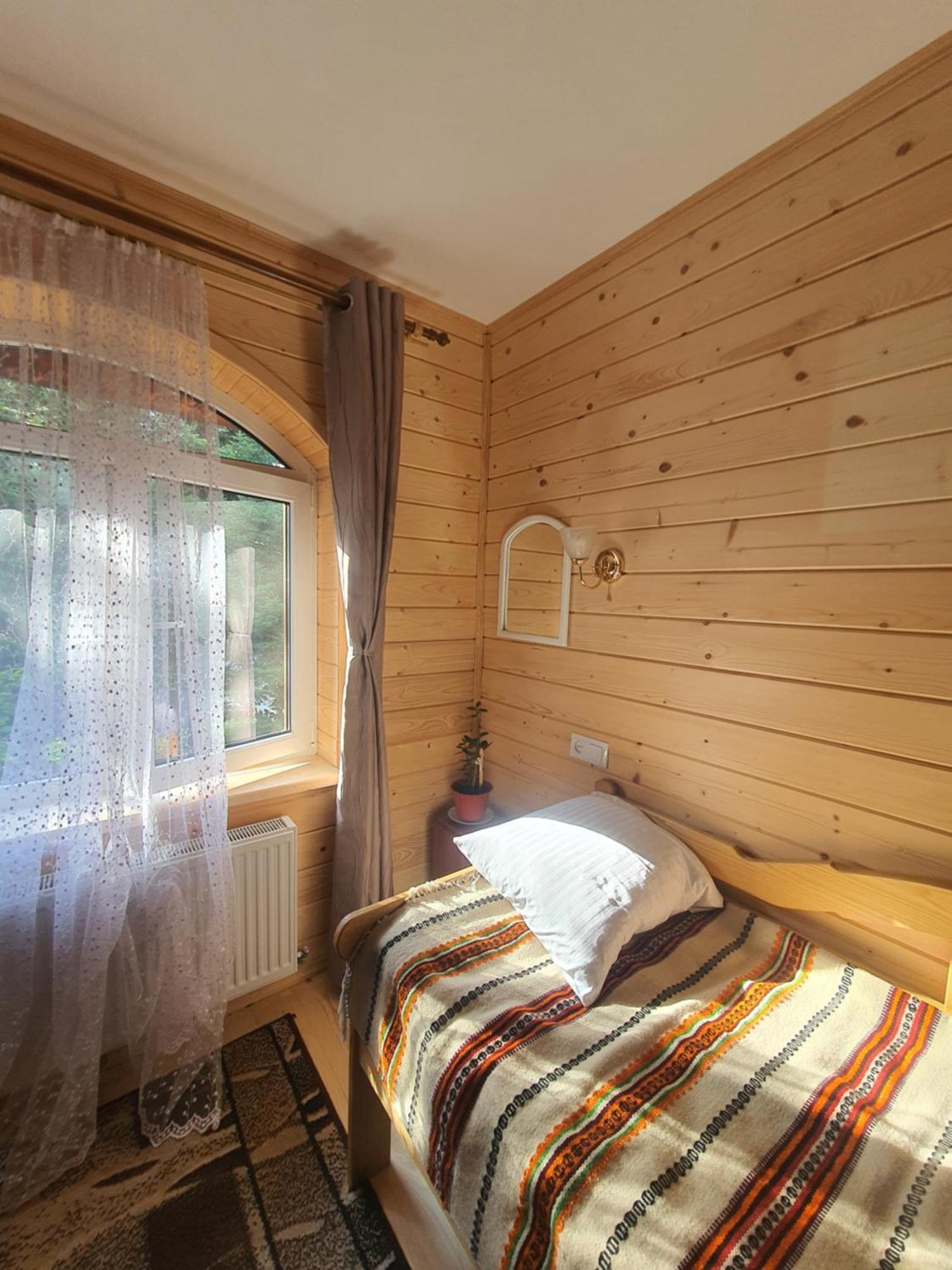 Садиба Nad Prutom Yaremche Exterior photo
