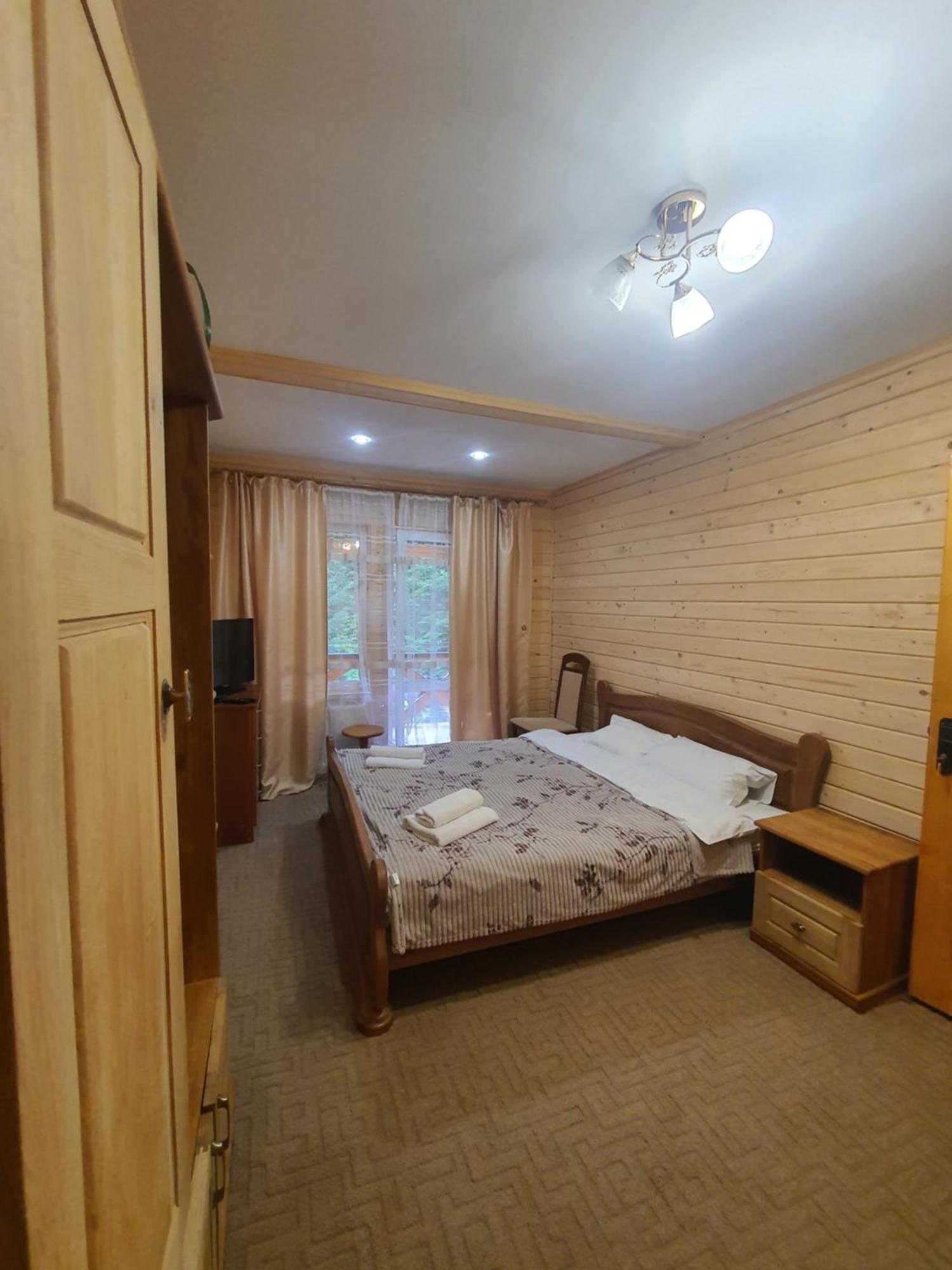 Садиба Nad Prutom Yaremche Exterior photo