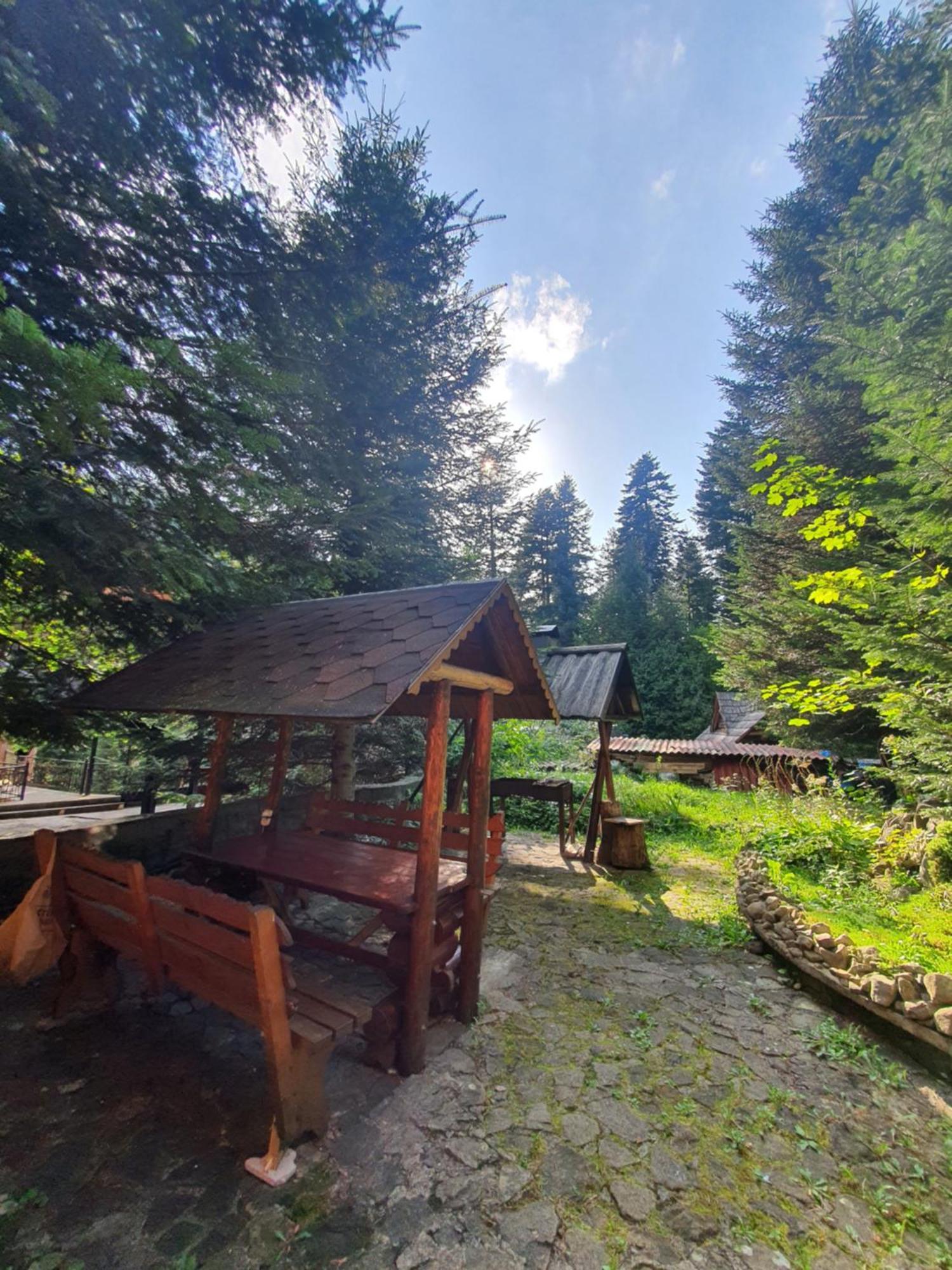 Садиба Nad Prutom Yaremche Exterior photo